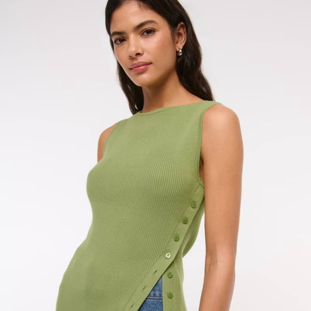 Abercrombie side button tank